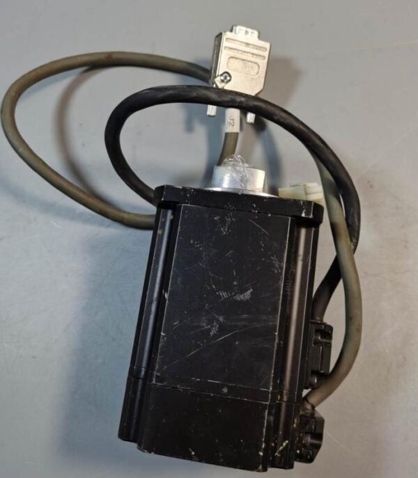 TRUST SE740-0400E04-BO-A02 Servo Motor LAM PN: 676-067735-002 Used - Image 3